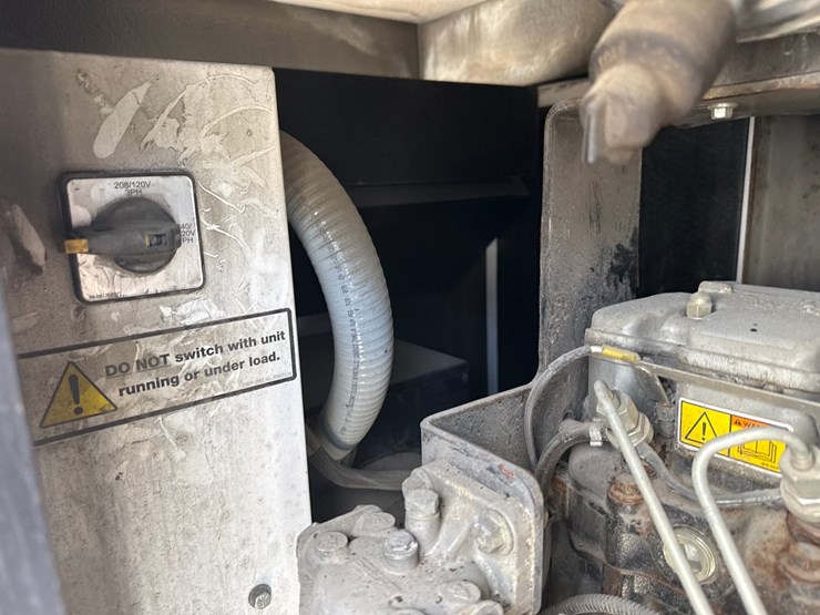 massey-ferguson-8-image-27