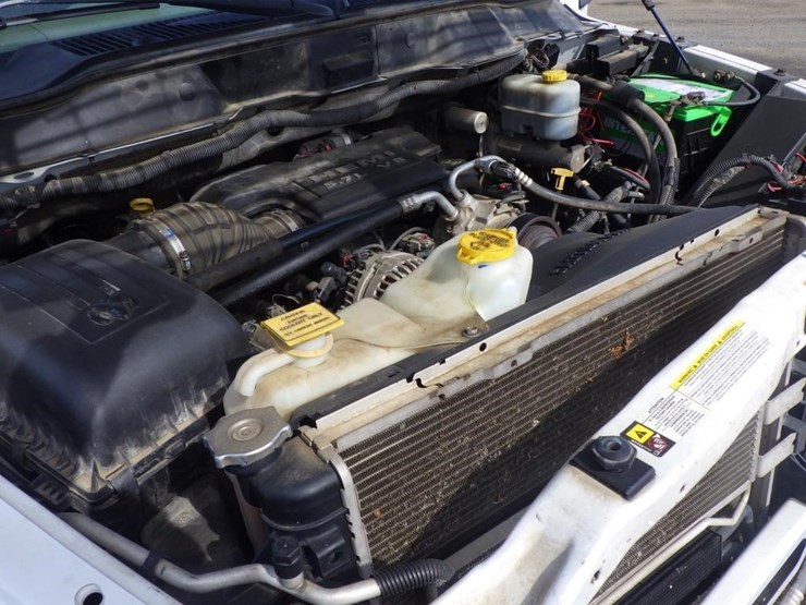 2008-dodge-ram-3500-image-11