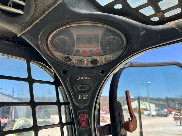 bobcat-t770-image-21