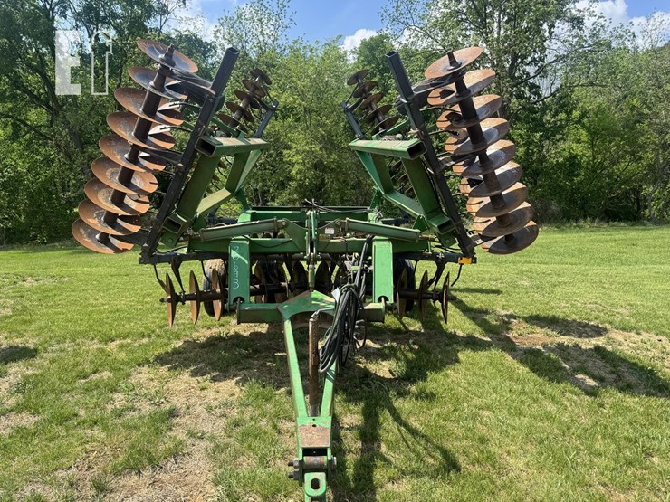 john-deere-630-image-2