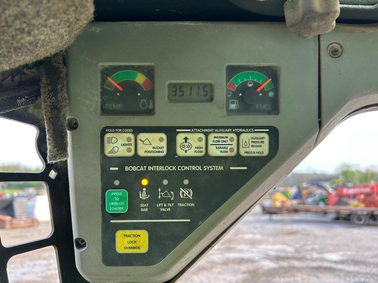 bobcat-t180-image-23