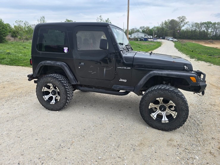 1997-jeep-wrangler-image-15