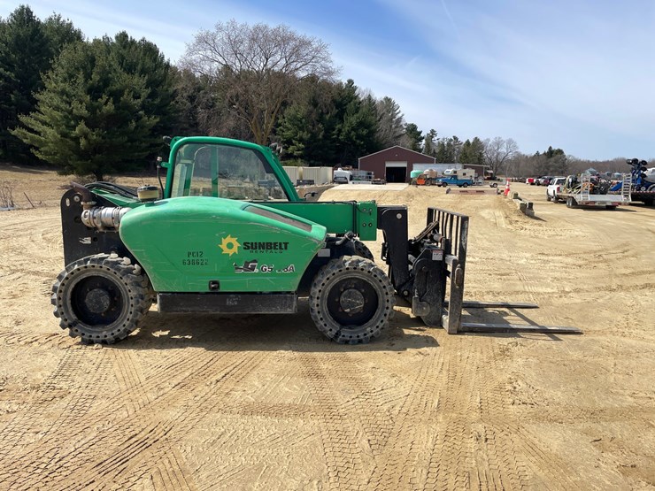 2014-jlg-g5-18a-image-4