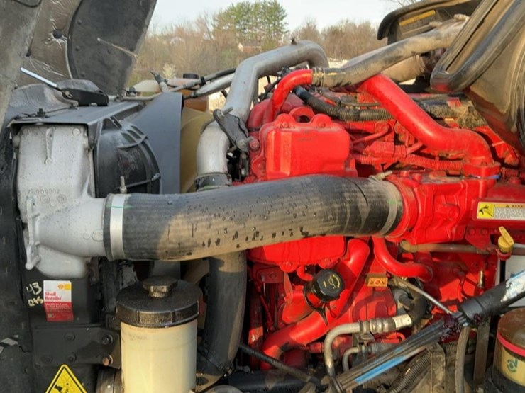 2017-international-prostar-image-12