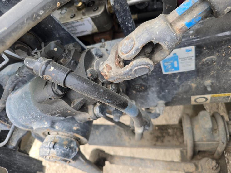 2017-peterbilt-348-image-29