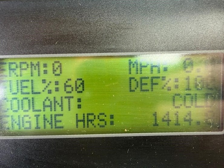 2015-case-ih-wd2504-image-33