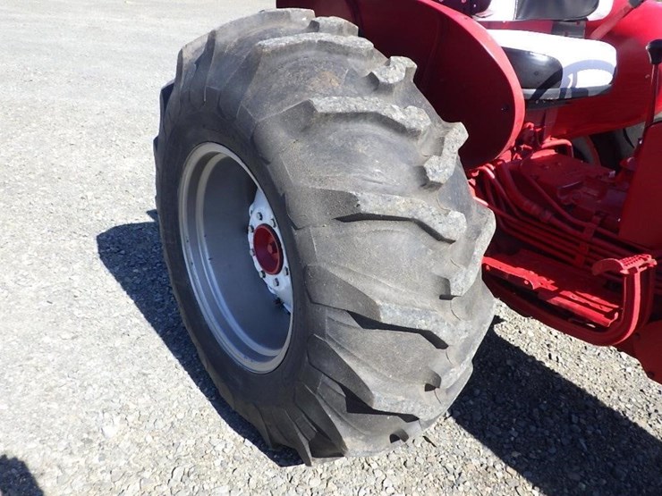 international-tractor-image-17