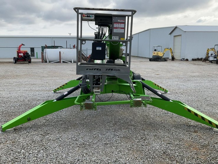 #322-•-2023-nifty-lift-50'-towable-boom-lift-image-12