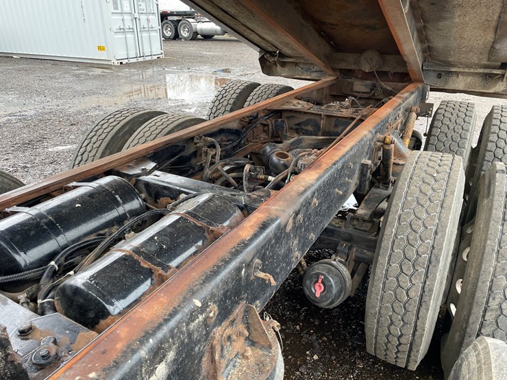 1997-kenworth-t800-image-53