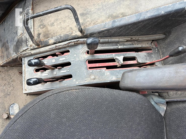 international-1086-image-26