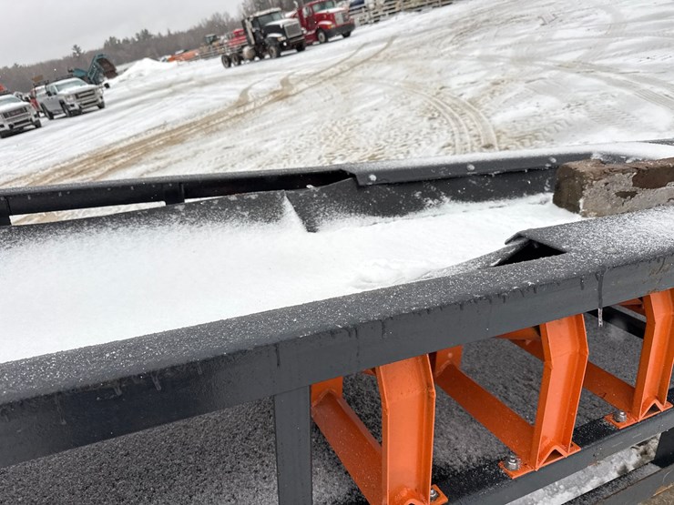 massey-ferguson-8-image-28