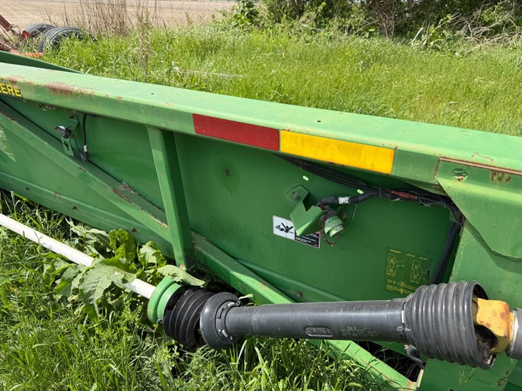 2000-john-deere-894-image-13