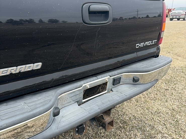 2001-chevrolet-2500-image-7