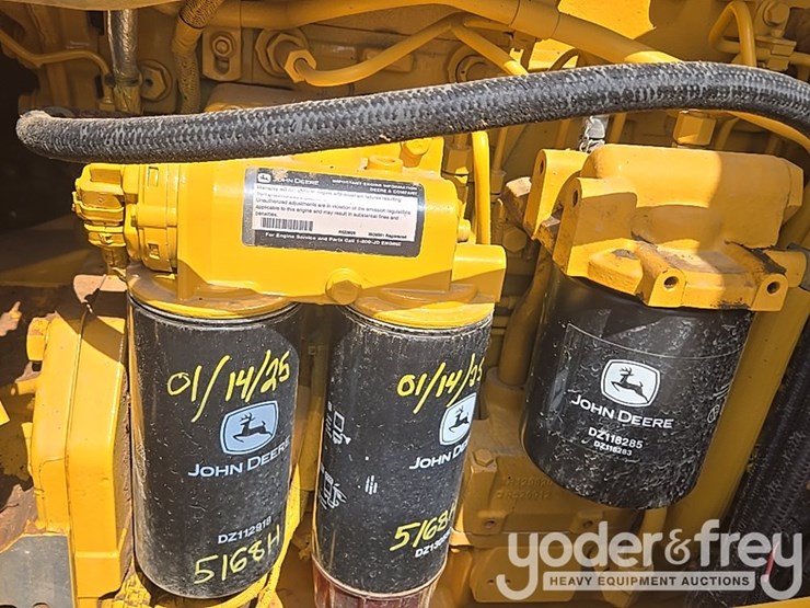 2019-deere-670g-image-80