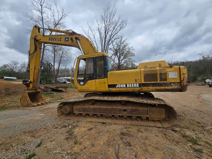 deere-892e-lc-image-10