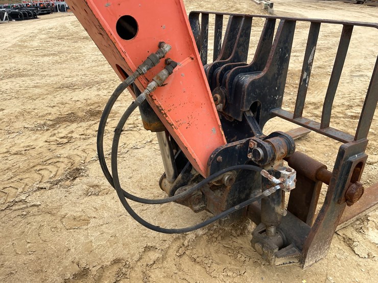 2005-jlg-g9-43a-image-29