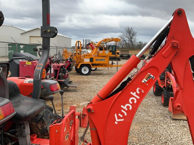 2021-kubota-l2501-image-31