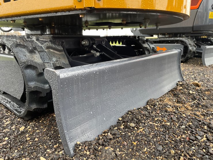 #3299-•-2026-ats-rt15r-mini-excavator-image-11