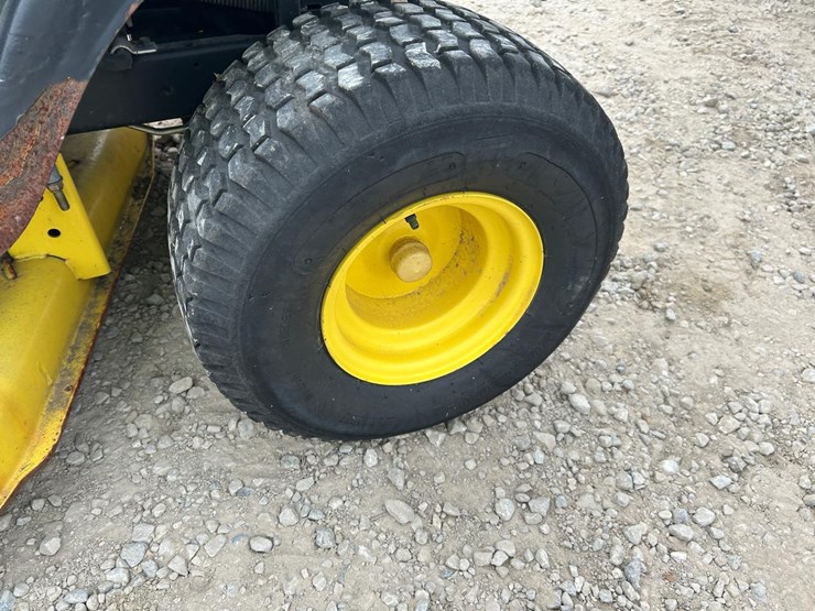 john-deere-100-image-7