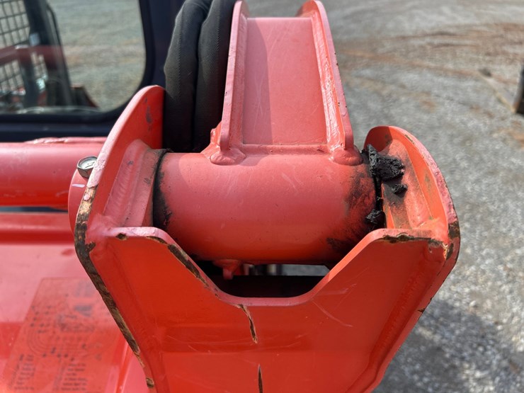 2023-kubota-svl65-2-image-27