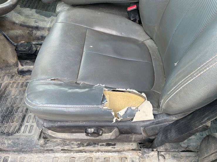 2012-ford-f350-image-37