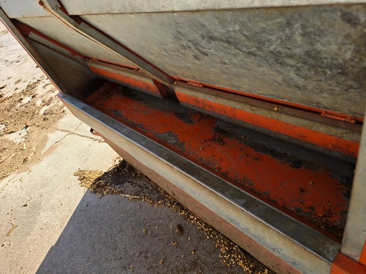 #566-•-smidley-steer-stuffer-image-5