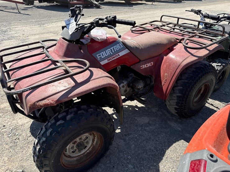 honda-fourtrax-300-image-3