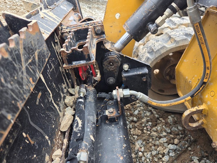 caterpillar-259d3-image-15