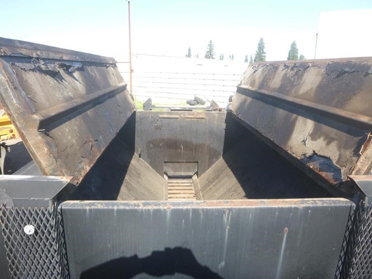 2013-ford-f650-image-10