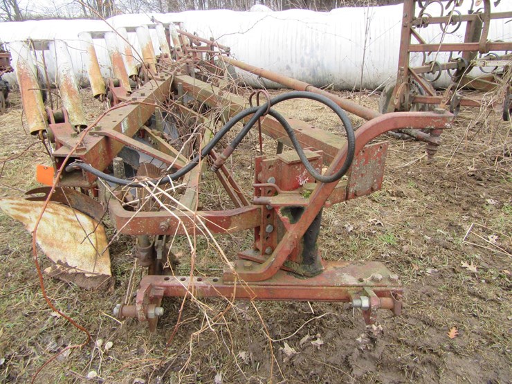 international-700-image-2