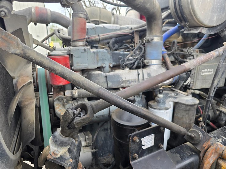 2003-mack-rd688s-image-70