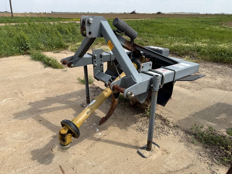 #45286-•-w&a-3700-pto-ditcher-image-1