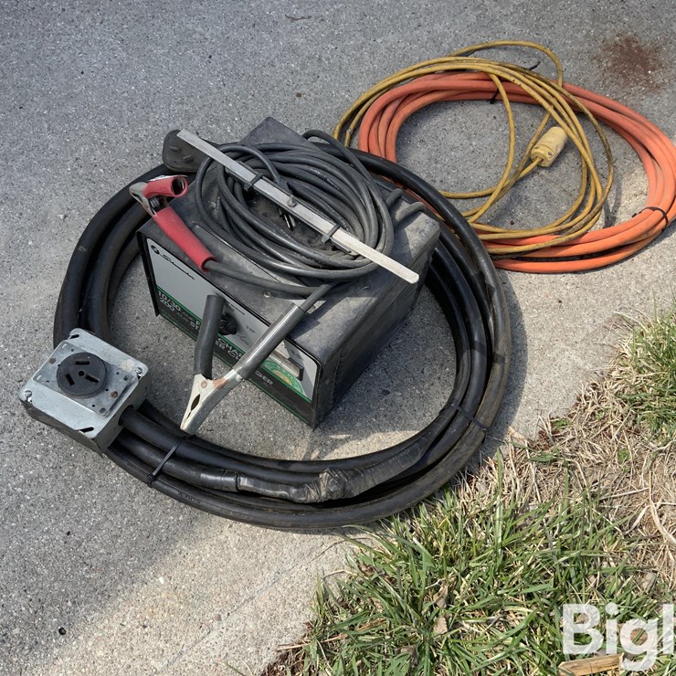 Battery Charger & 220V Cord