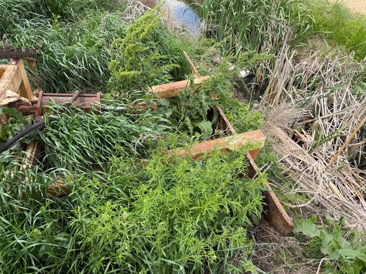 #45268-•-levee-trencher-image-6