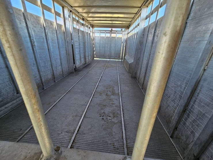 #522-•-2021-travelong-ls-mt-livestock-trailer-image-18