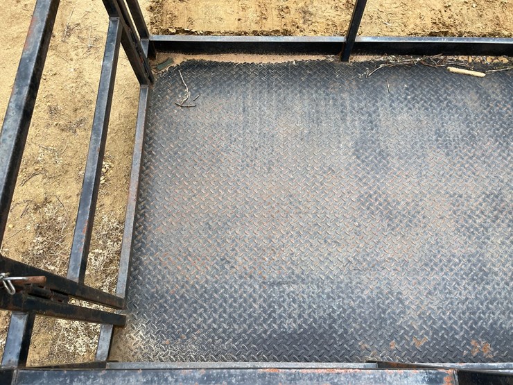 #7530-•-8'-work-platform-with-fork-pockets-image-7