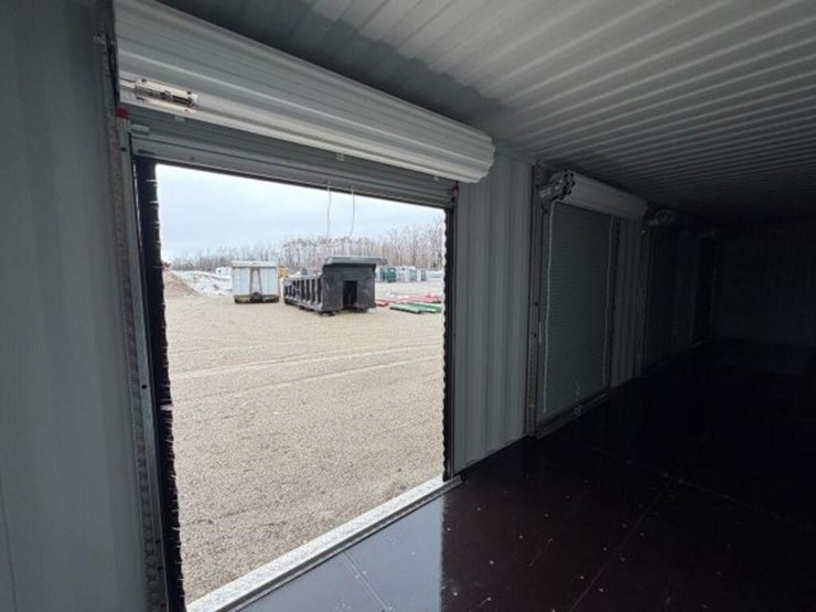 2025-one-way-40-ft-image-10