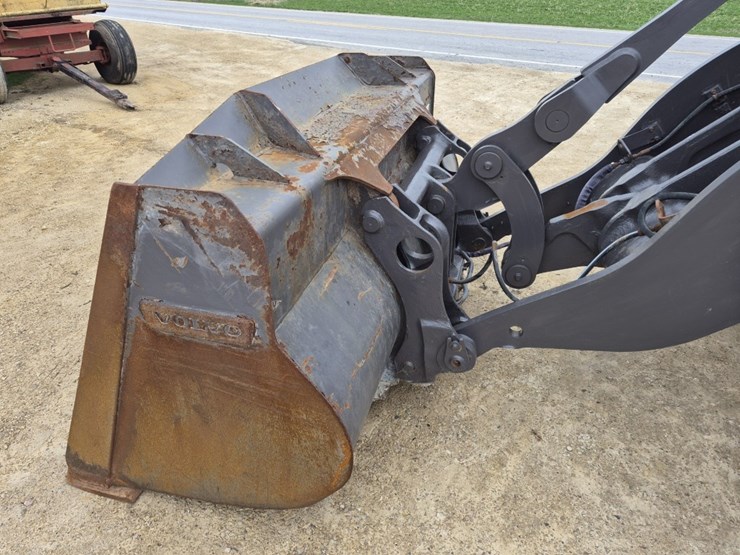 2023-volvo-l60h-image-8