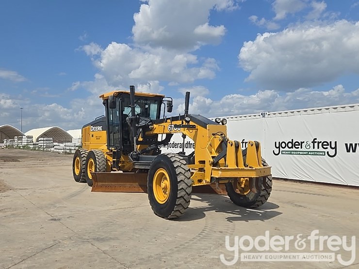 2019-deere-670g-image-7