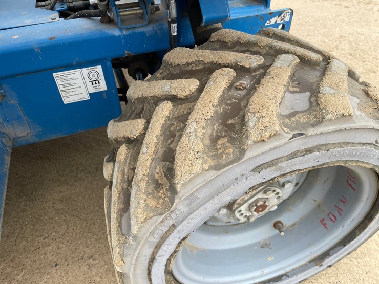 #7514-•-(s-2)-2012-genie-3369-rough-terrain-scissor-lift-image-66