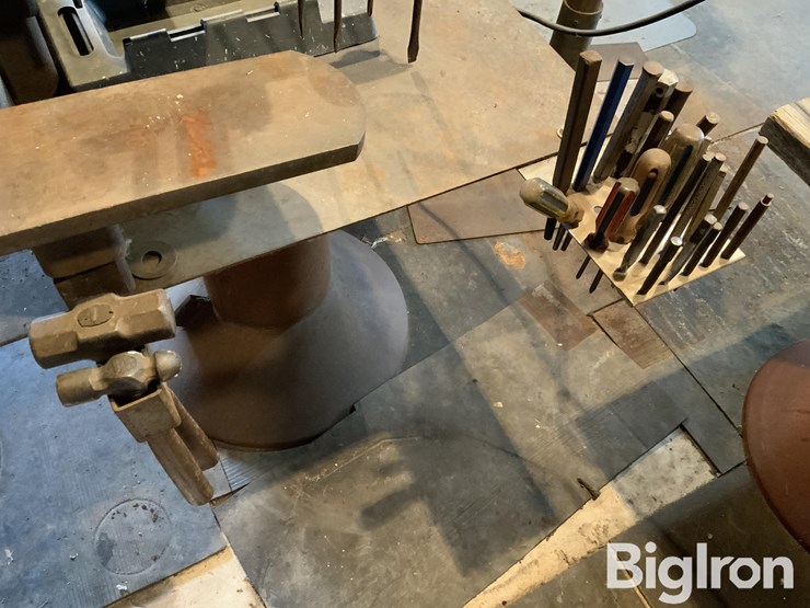 welder-work-station-image-12