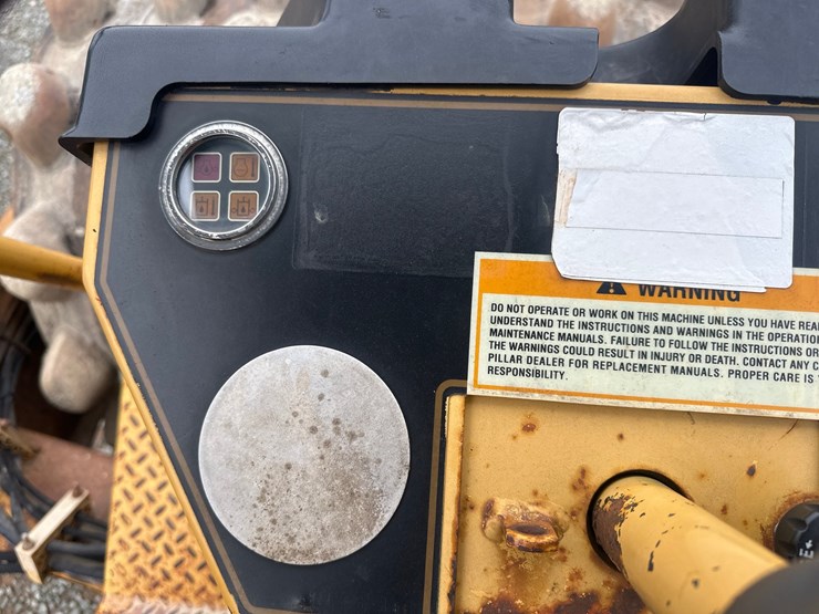 caterpillar-cp-563c-image-39