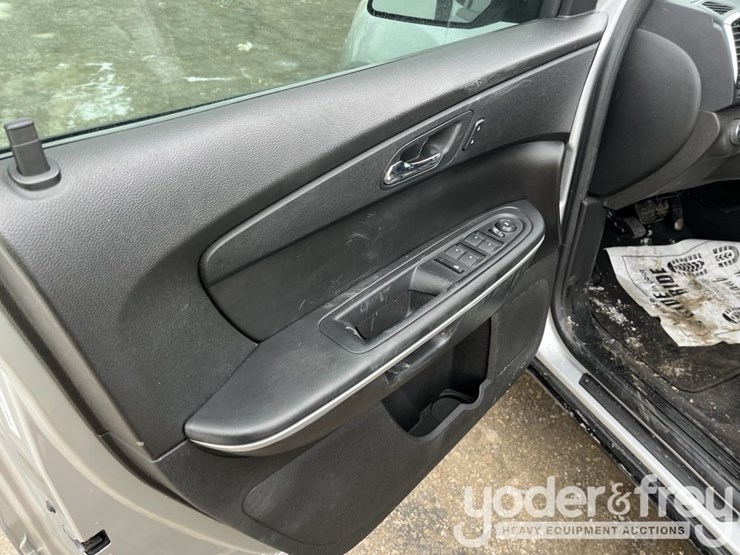 2012-gmc-acadia-image-16