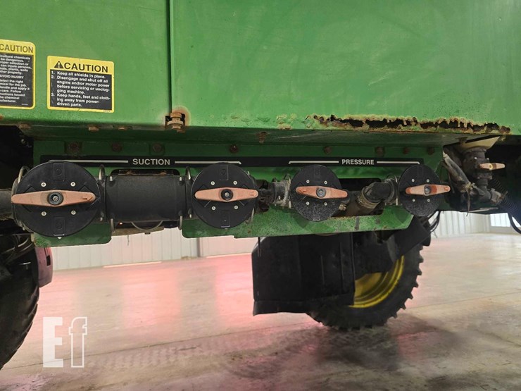 2000-john-deere-4710-image-16