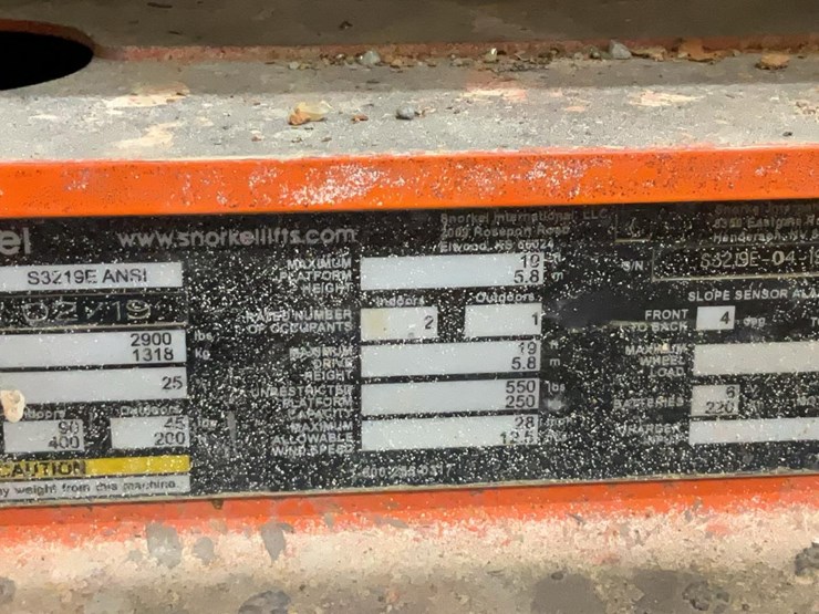 #423-•-2019-snorkel-19'-scissor-lift-image-8