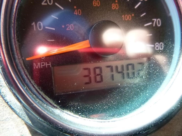 2002-caterpillar-c12-image-35