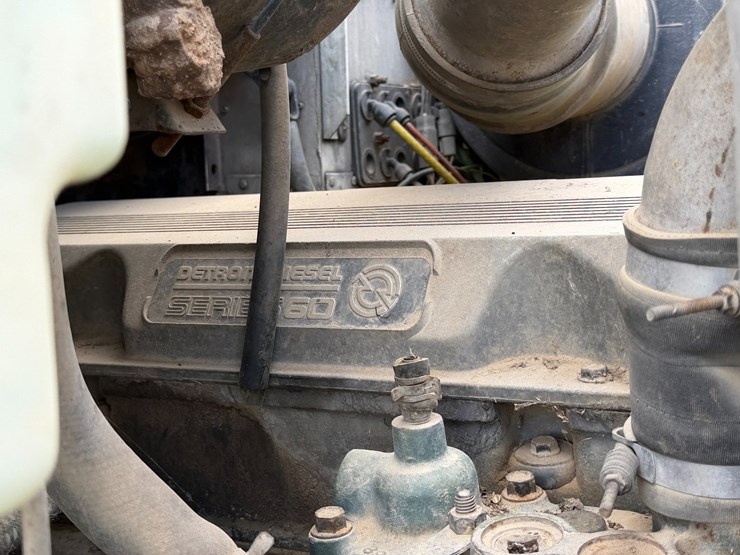 2000-international-9200-image-64