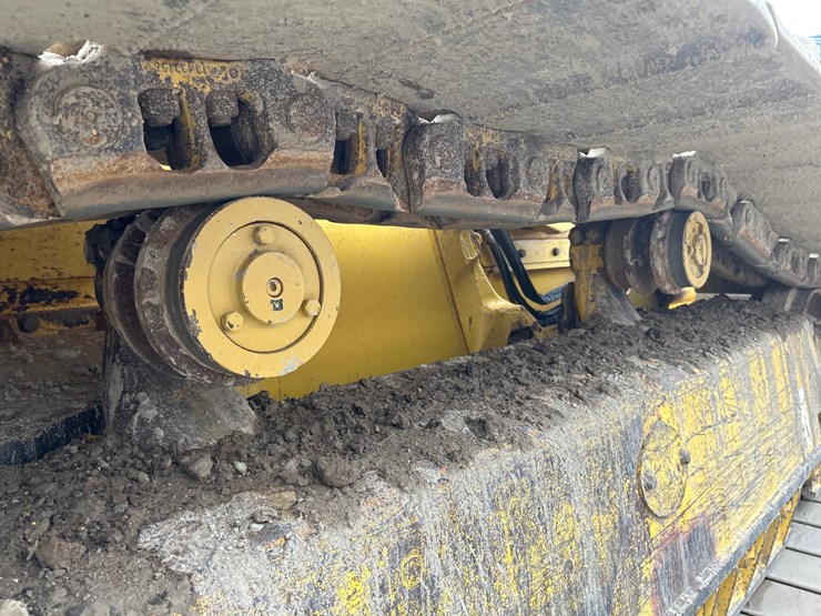 komatsu-d61pxi-23-image-78