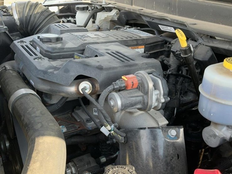 2022-dodge-3500-image-15