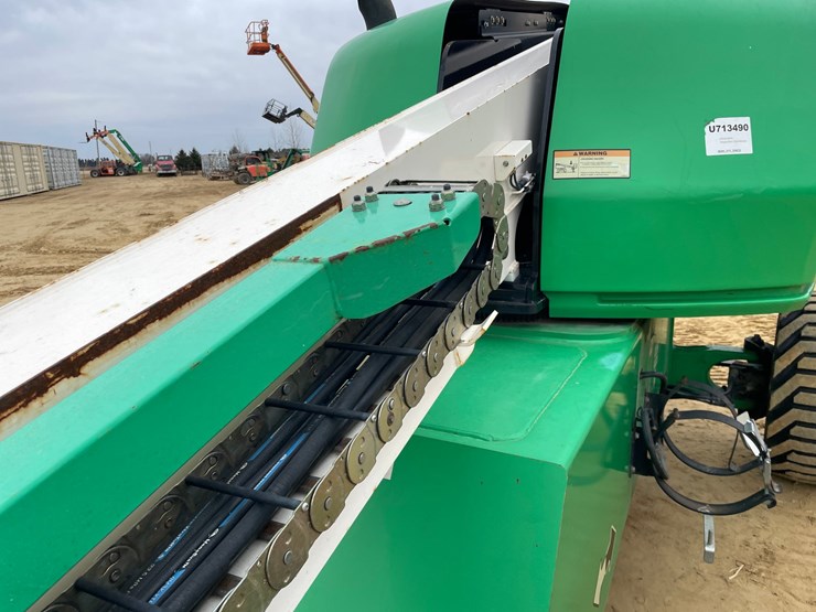 2016-jlg-400s-image-34